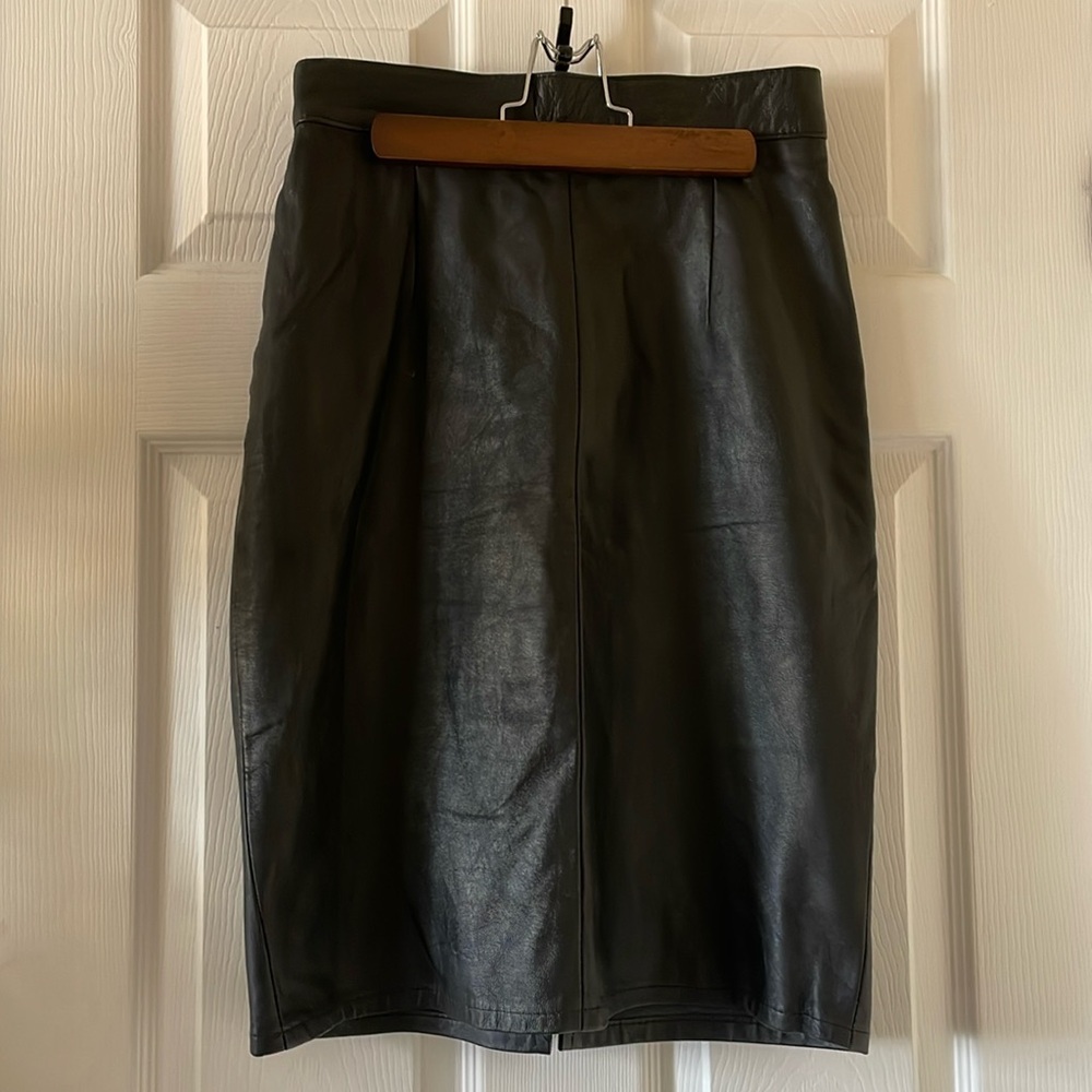 100% leather skirt black minimalist edgy goth
